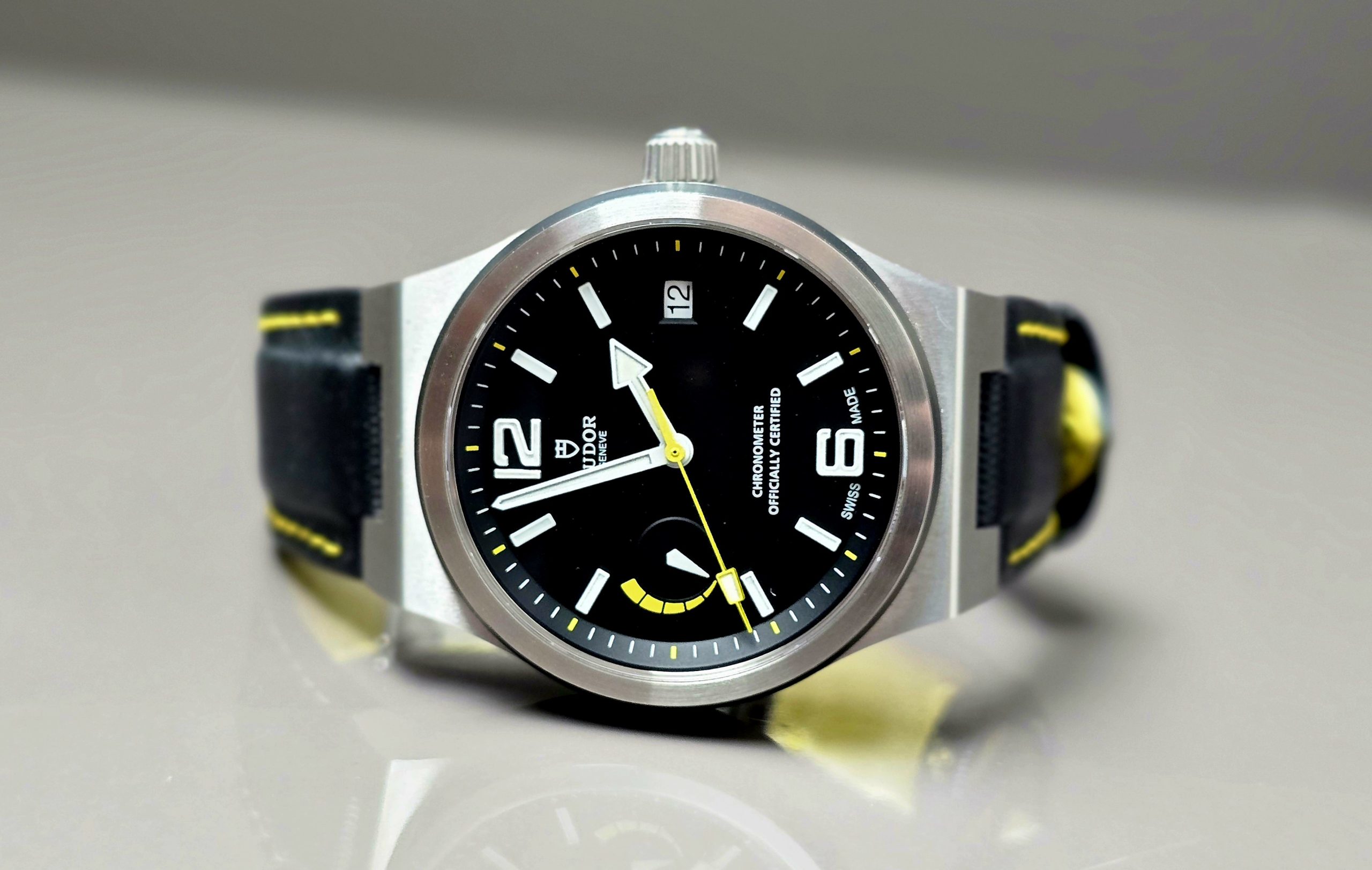 Tudor North Flag - Image 4