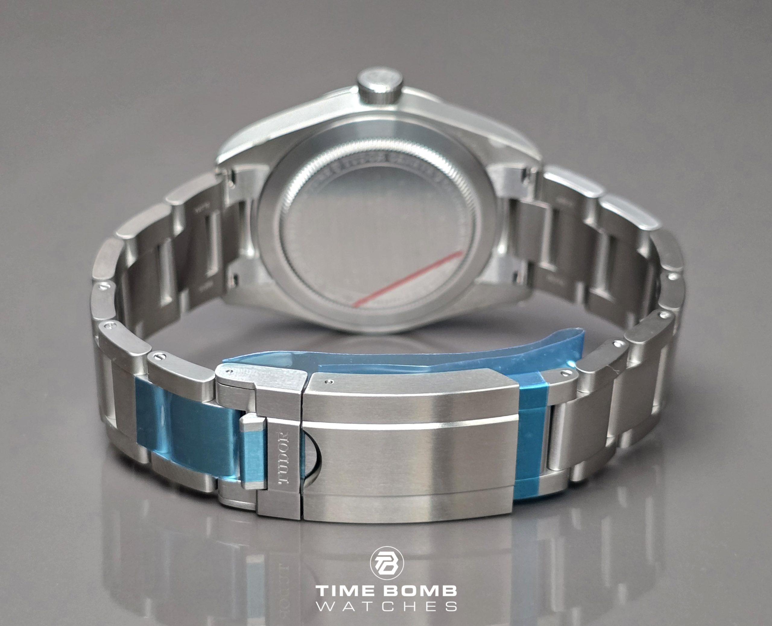 Tudor Ranger Sand - Image 7