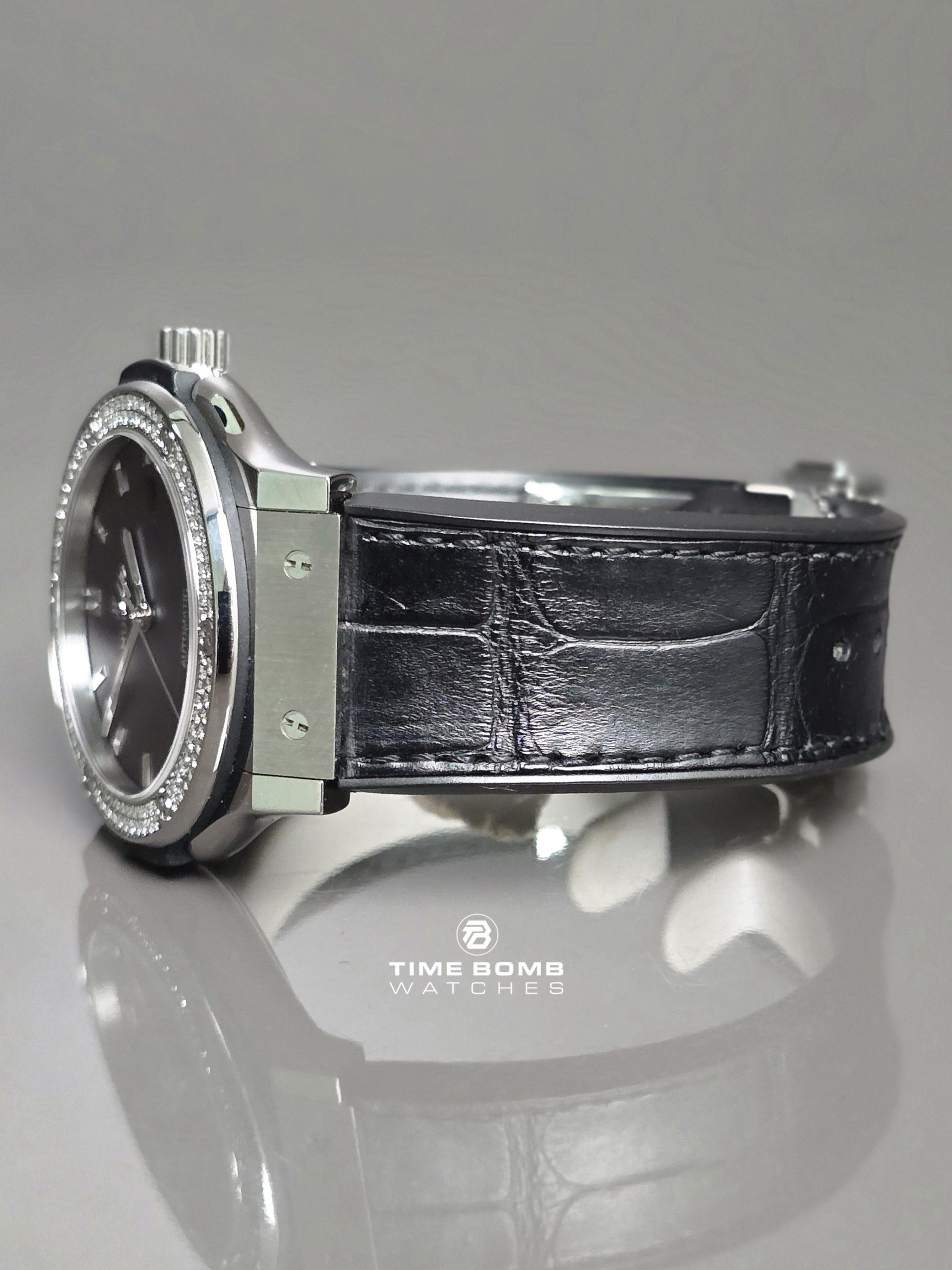 Hublot Classic Fusion Titanium Diamonds Black - Image 10