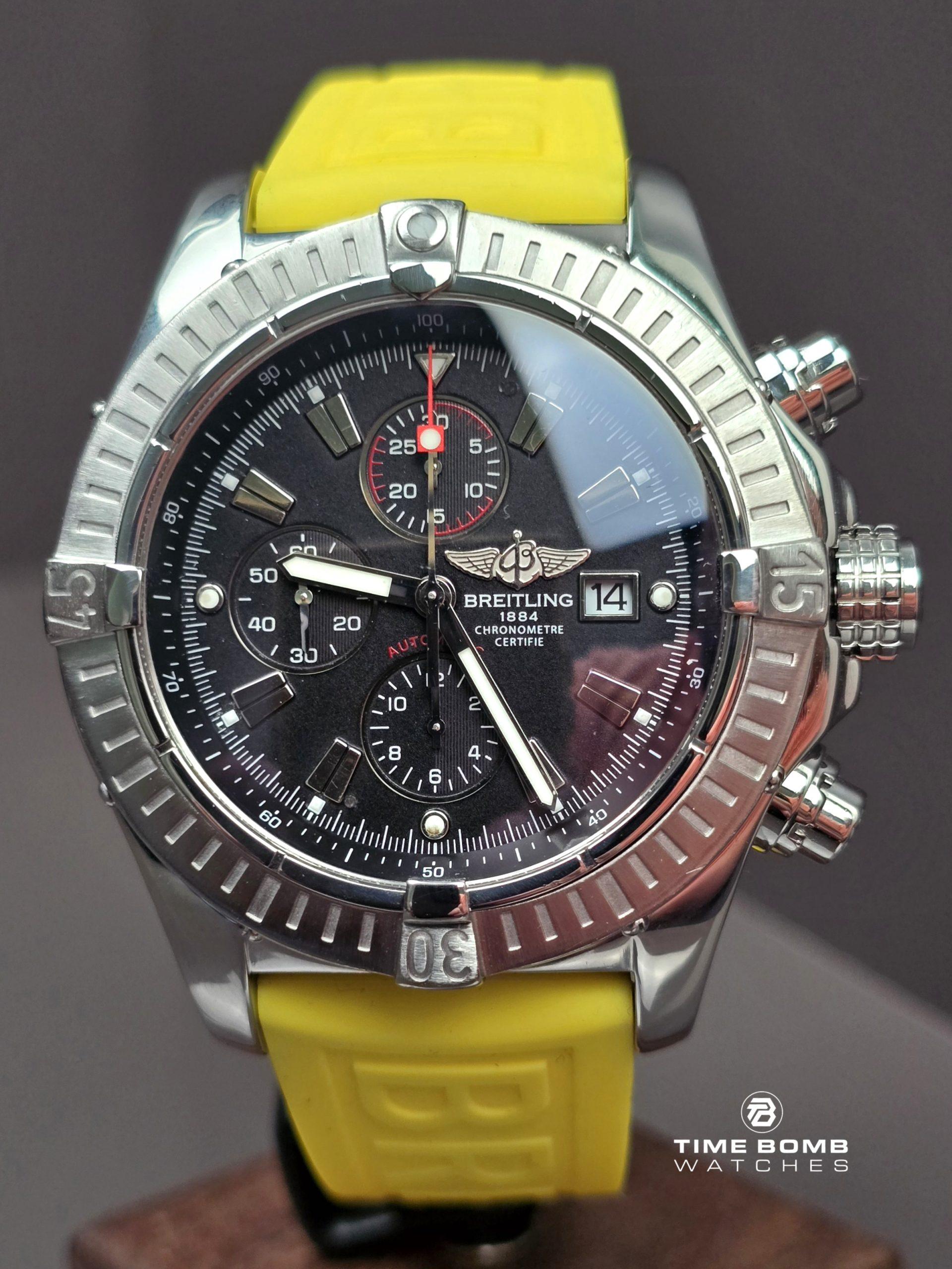 Breitling Super Avenger - Image 9
