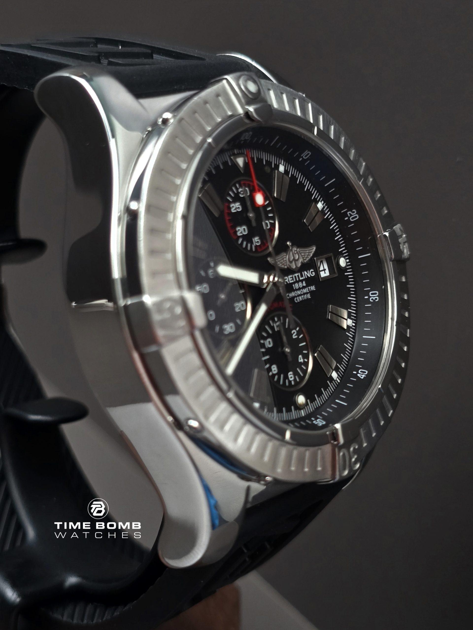 Breitling Super Avenger - Image 3