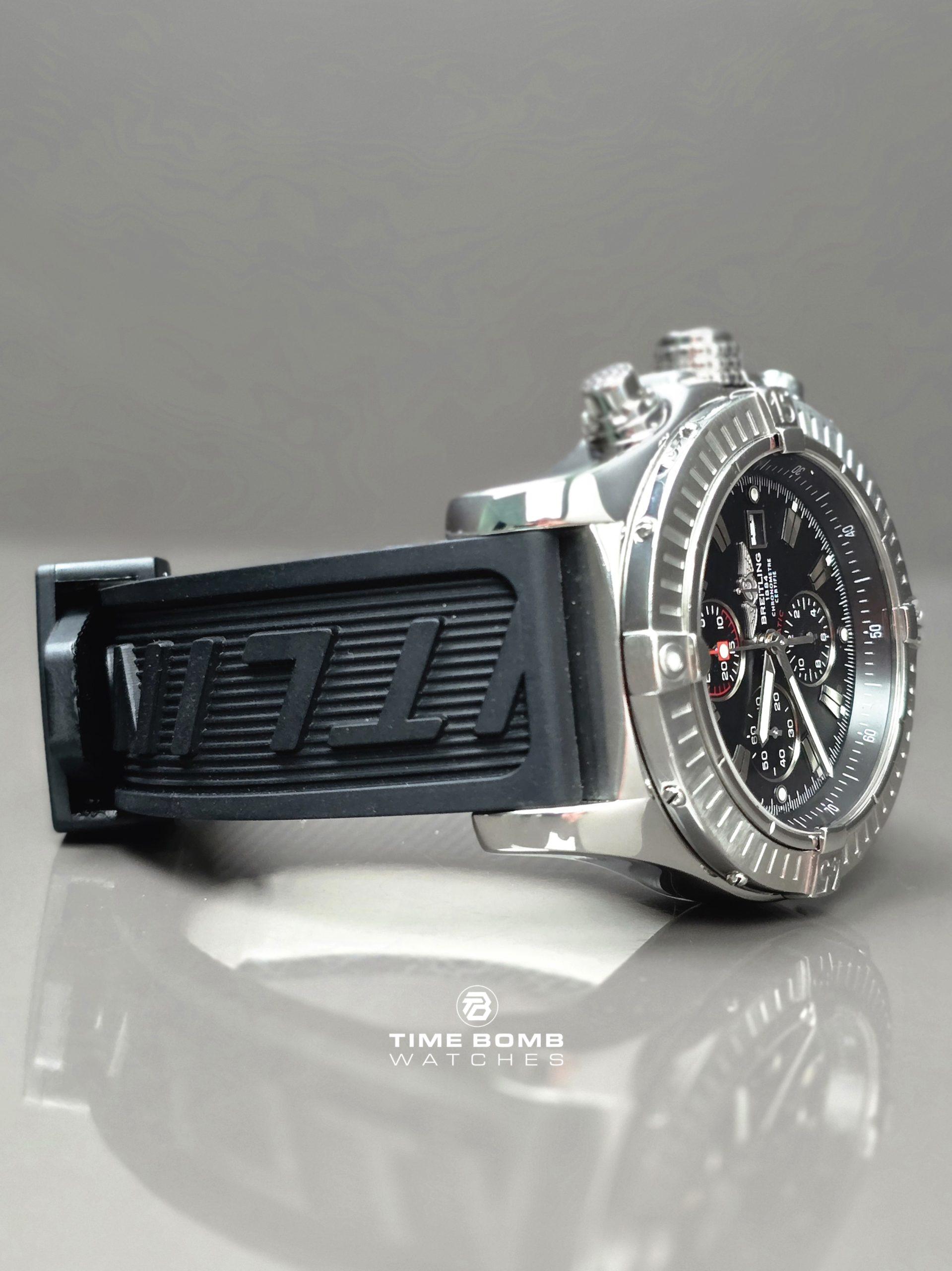 Breitling Super Avenger - Image 5
