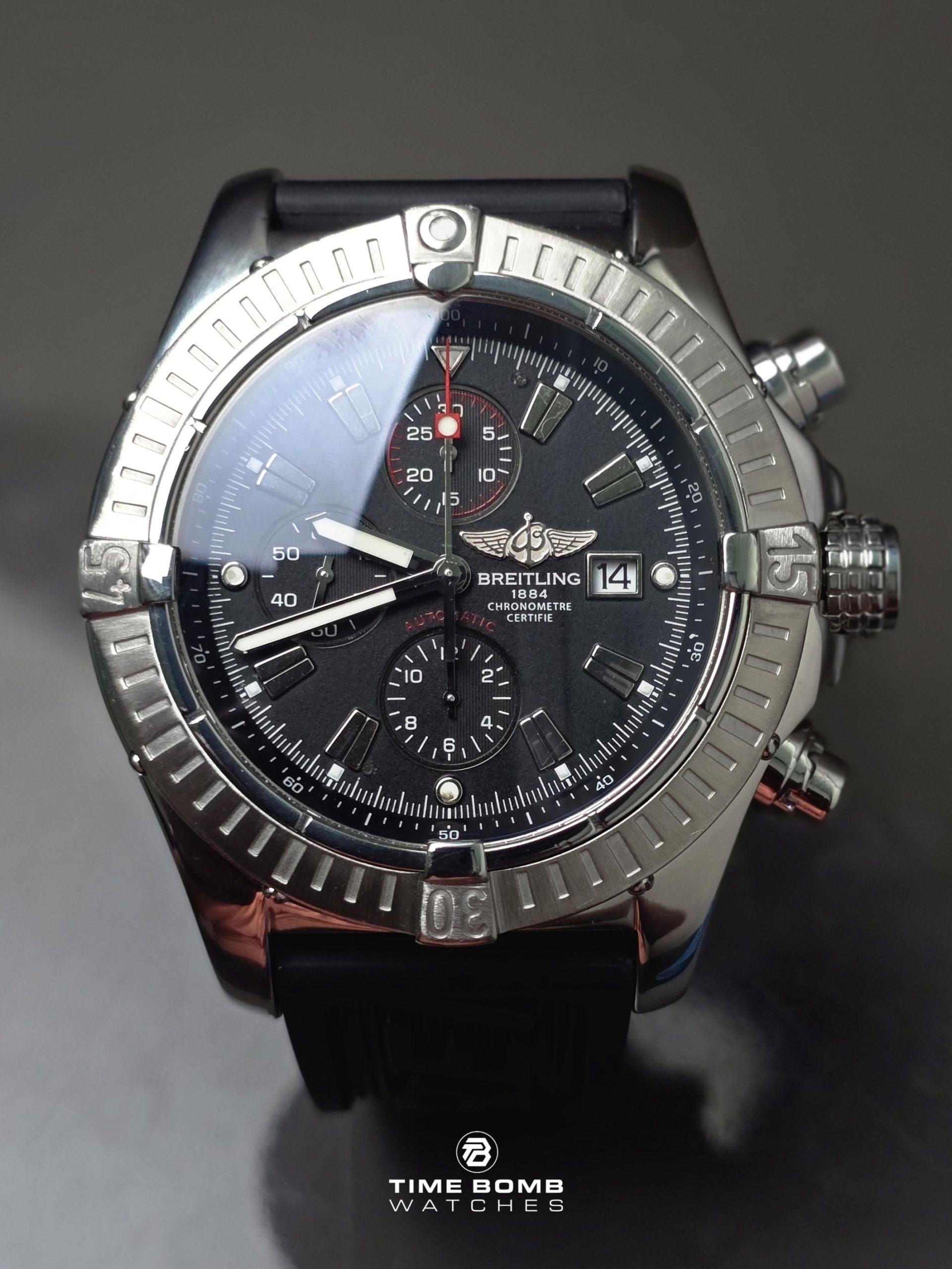Breitling Super Avenger - Image 7