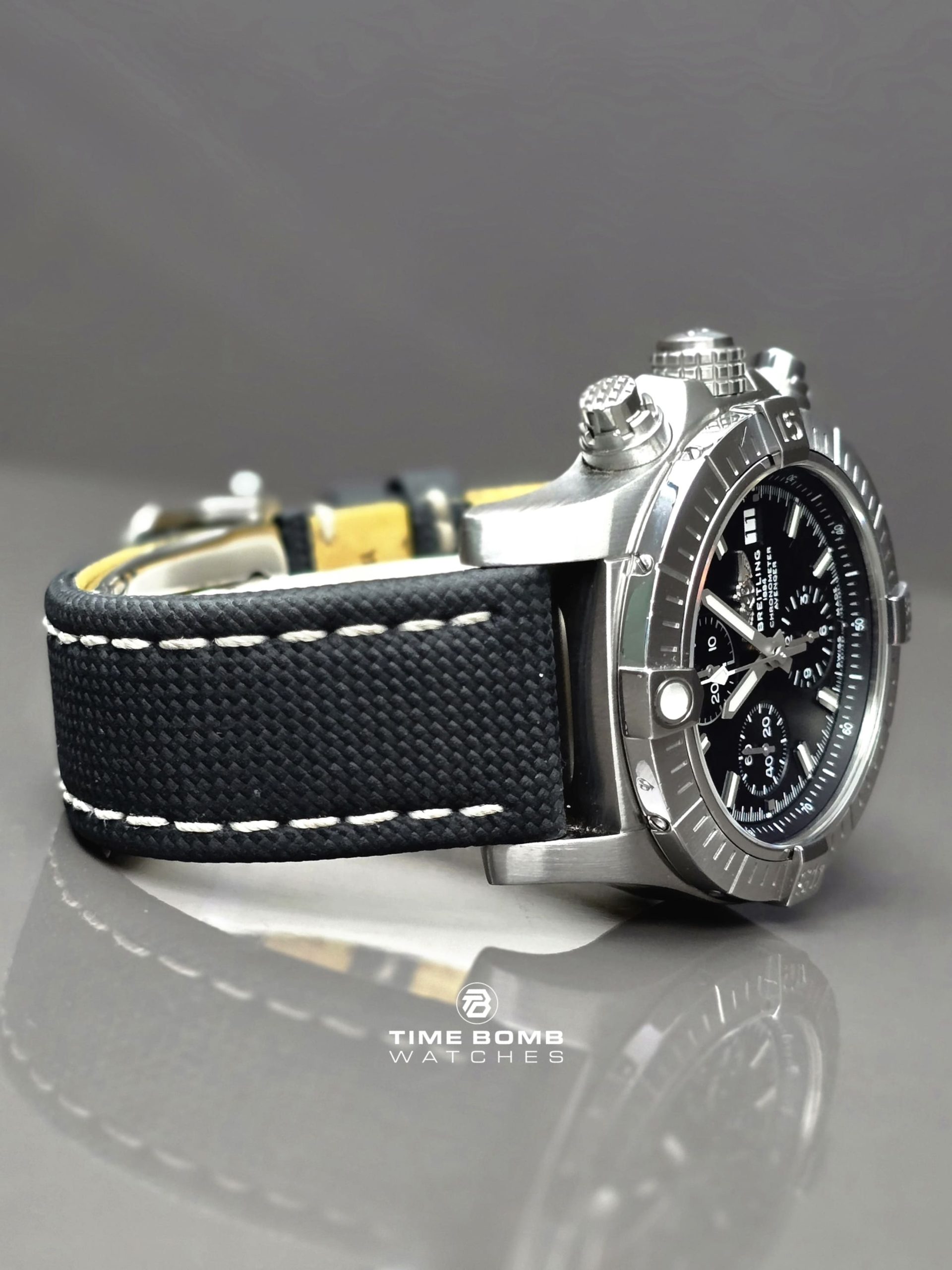 Breitling Avenger Chronograph - Image 6