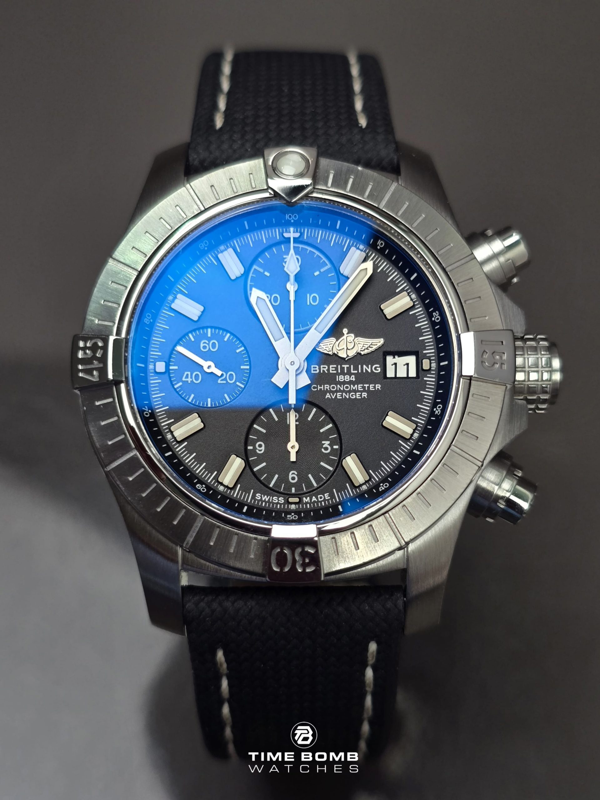 Breitling Avenger Chronograph - Image 8