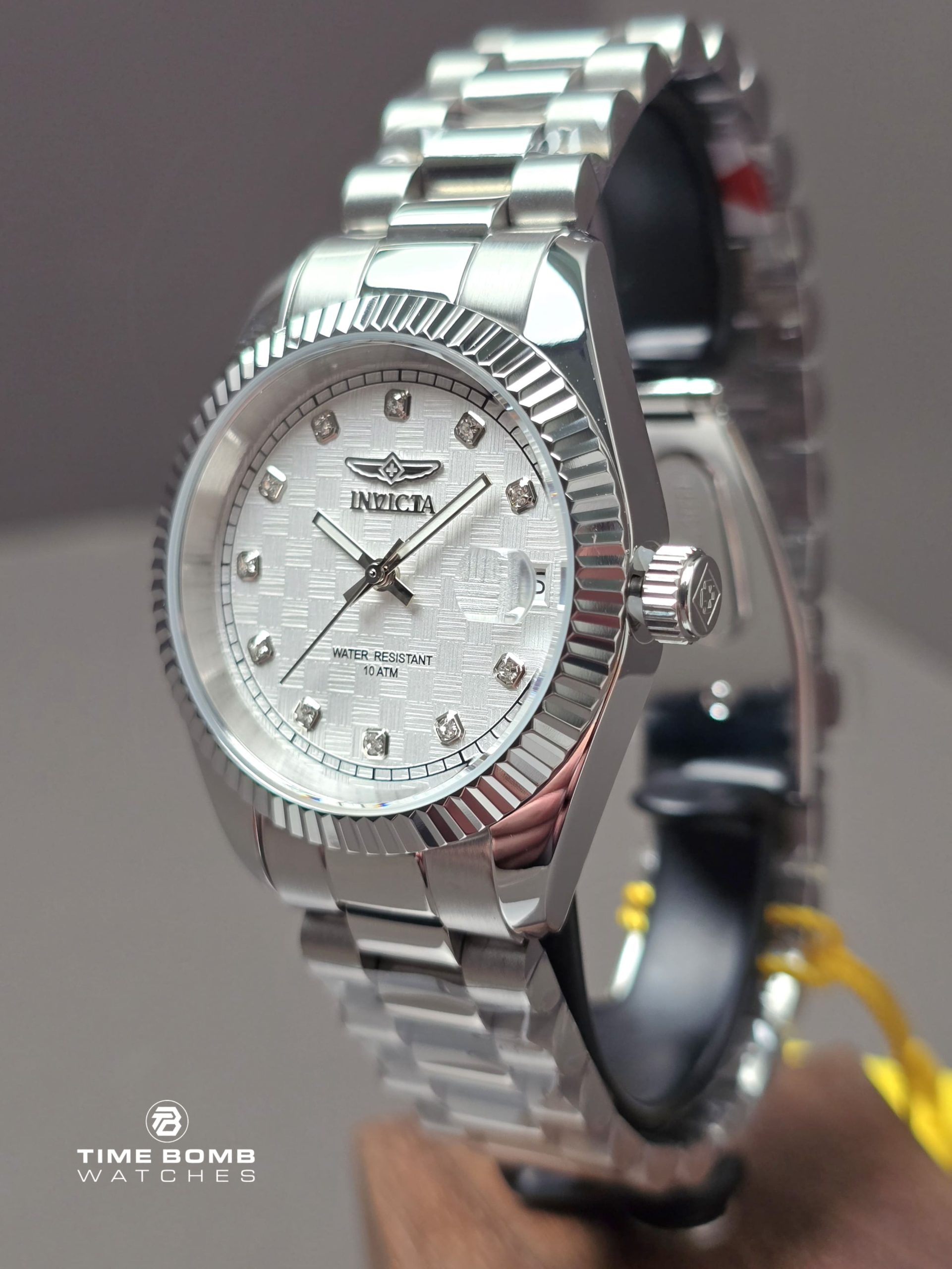 Invicta Specialty Stradford - Image 2