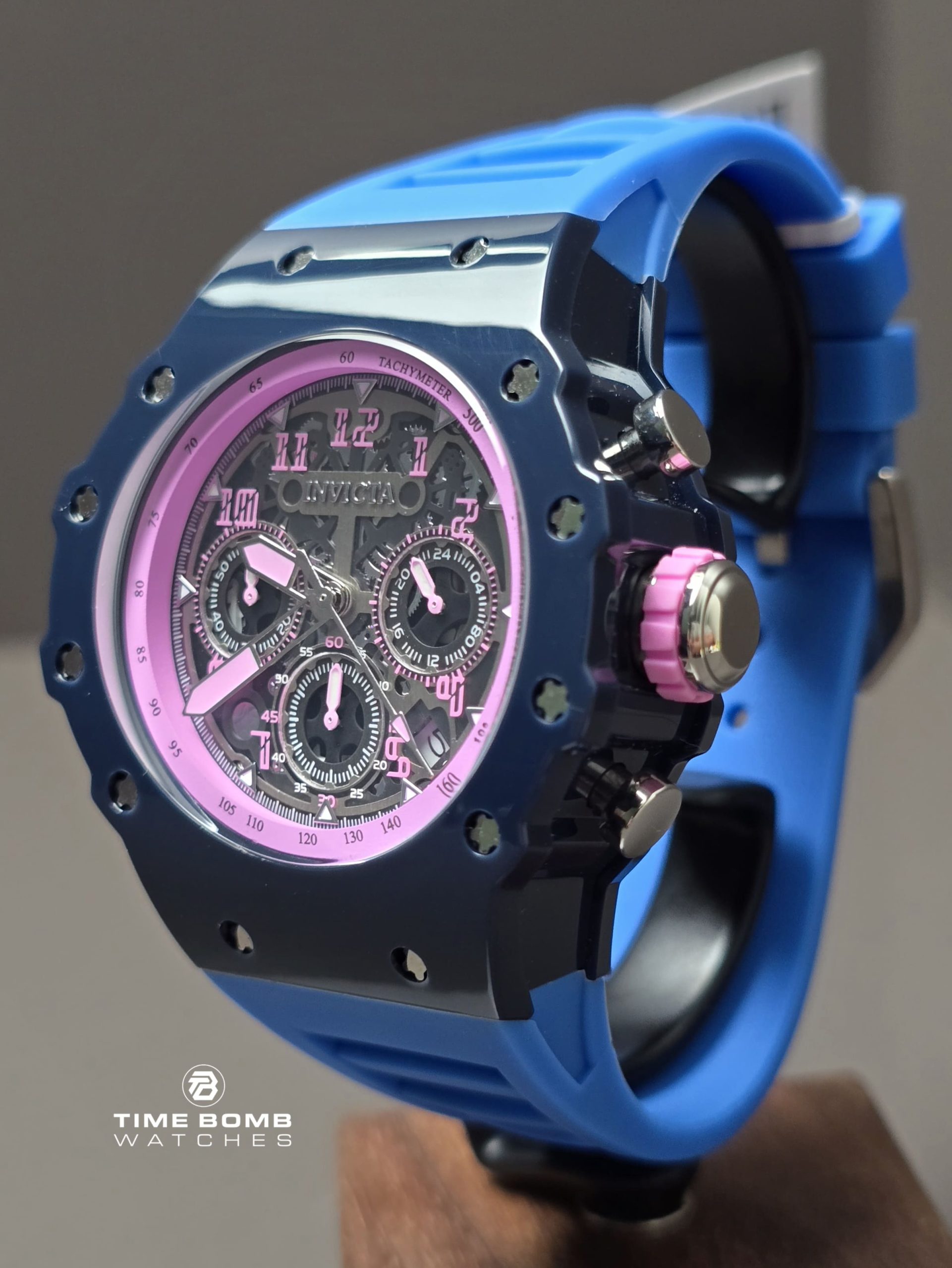 Invicta Racing Vaulthan - Image 2